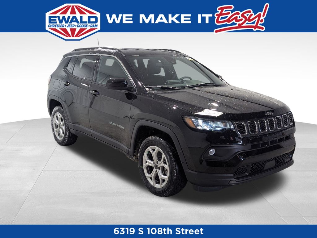 2025 Jeep Compass Latitude photo