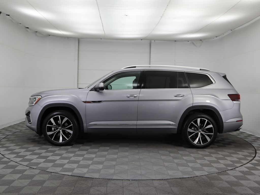 2024 Volkswagen Atlas SEL 9