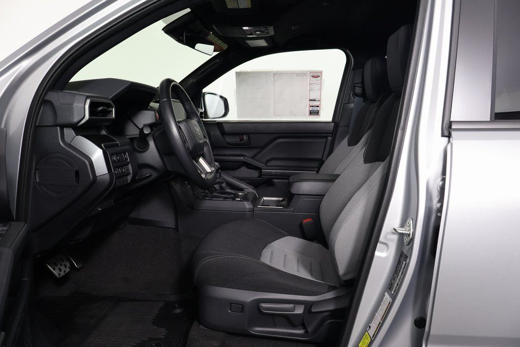 Thumbnail: 2025 Toyota 4Runner - 10