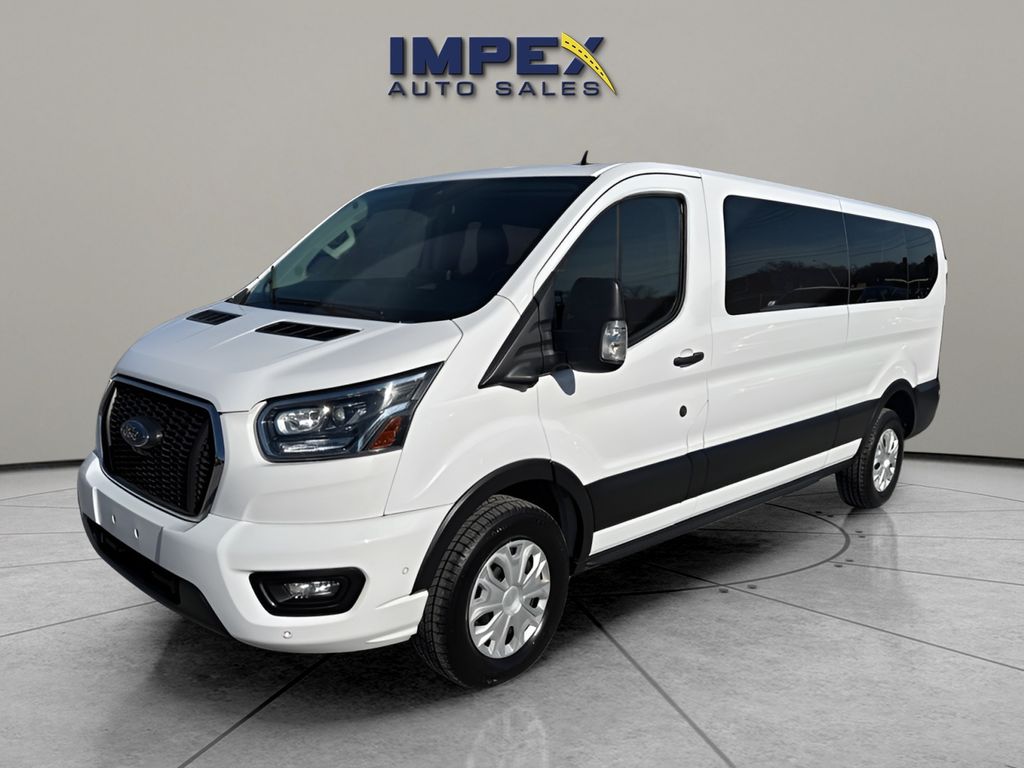 2023 Ford Transit-350 XLT's photo