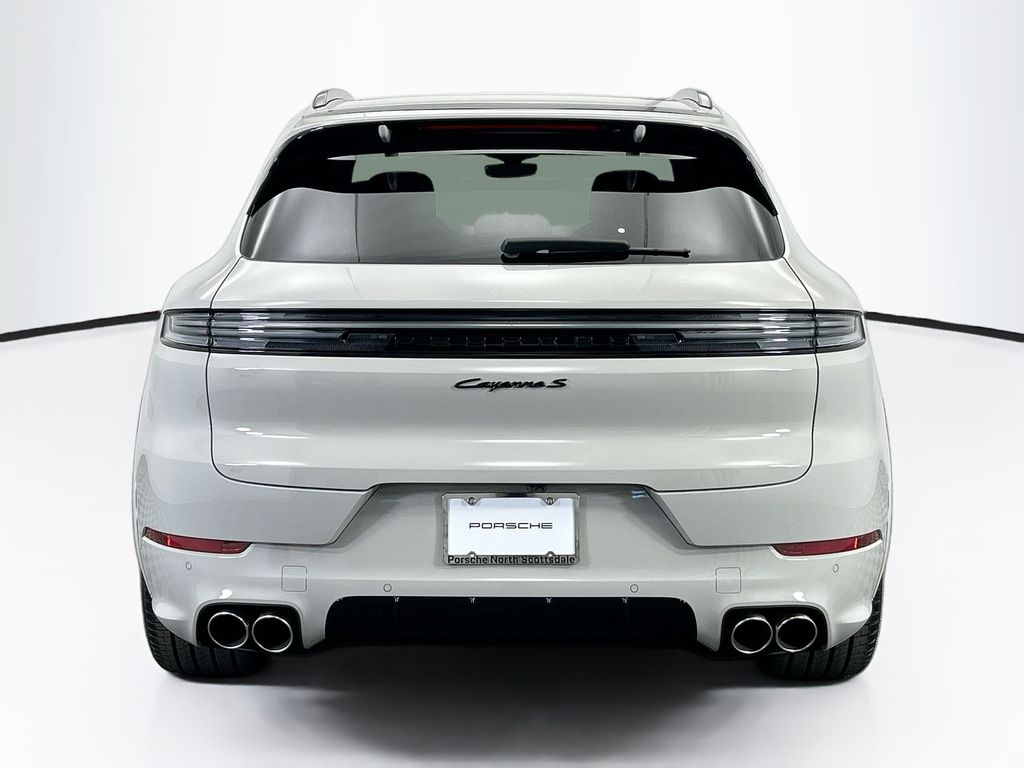 Thumbnail: 2026 Porsche Cayenne - 6