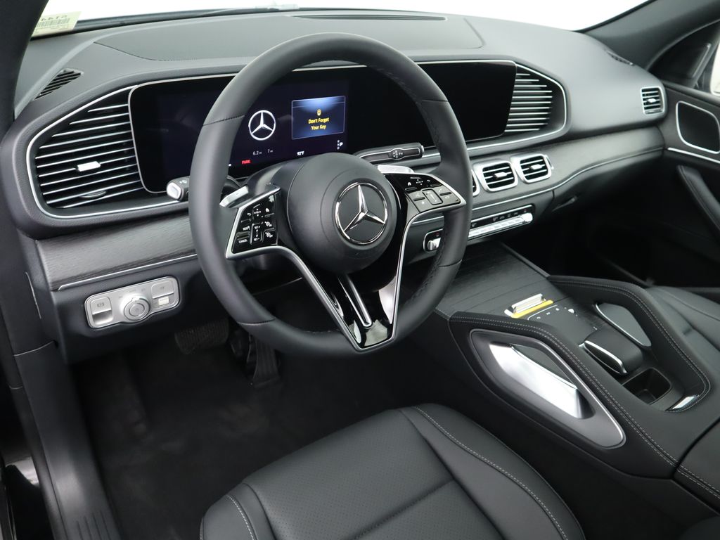 Thumbnail: 2025 Mercedes-Benz GLE - 10
