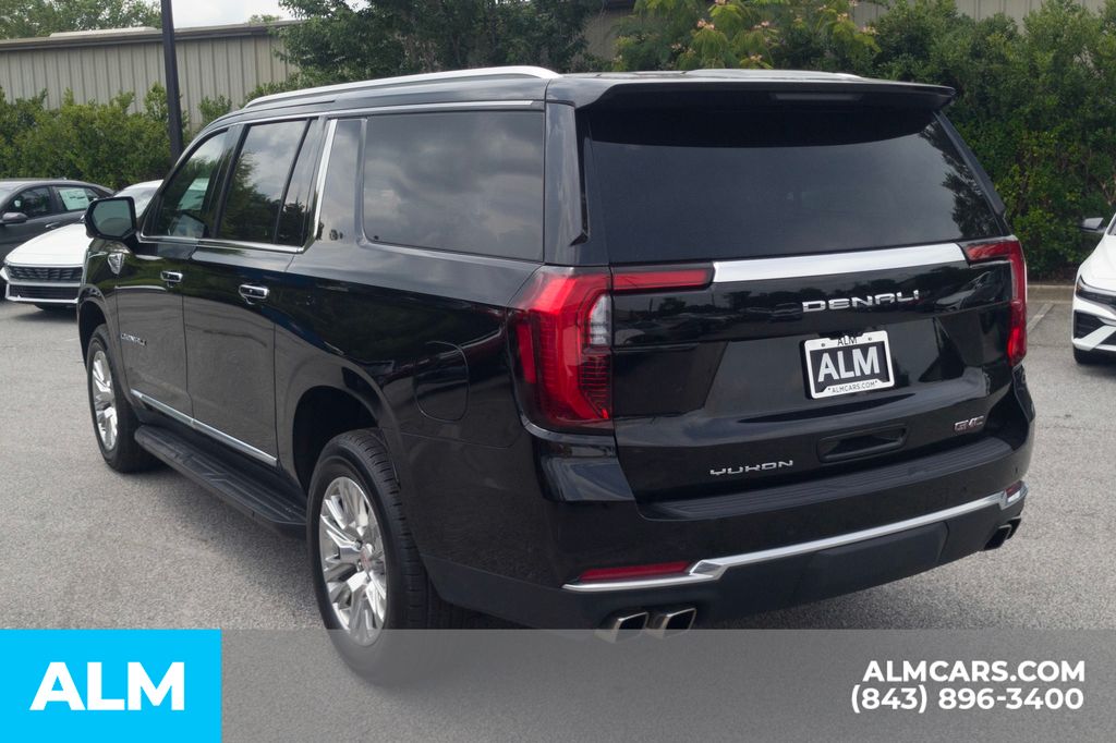 Used 2025 Onyx Black GMC Denali image 10