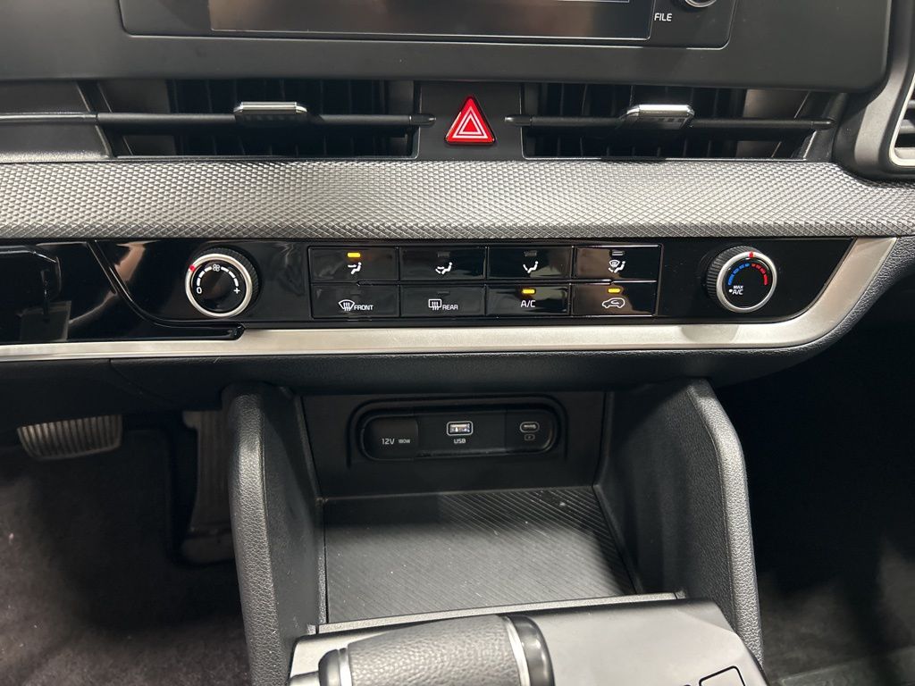 used 2025 Kia Sportage car, priced at $23,976