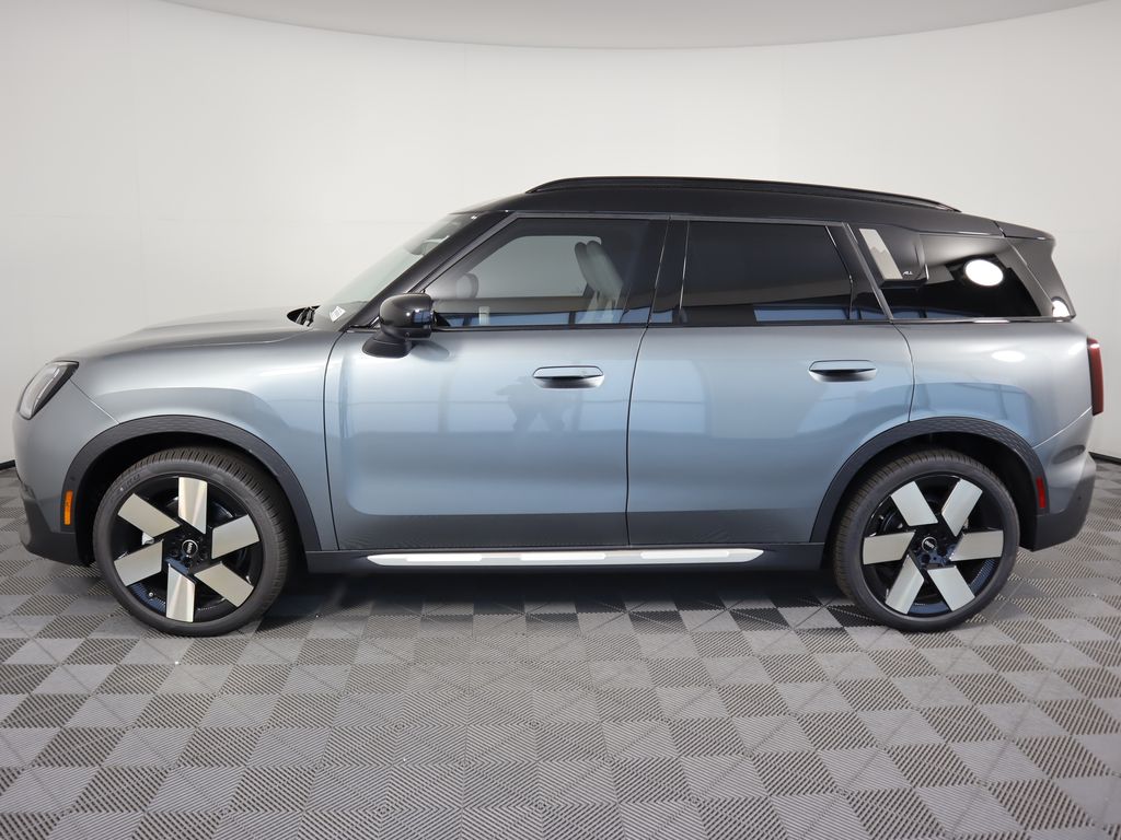 2025 MINI Cooper Countryman Base 8