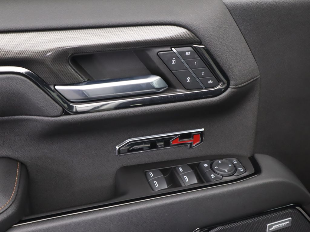 2024 GMC Sierra 1500 AT4 24
