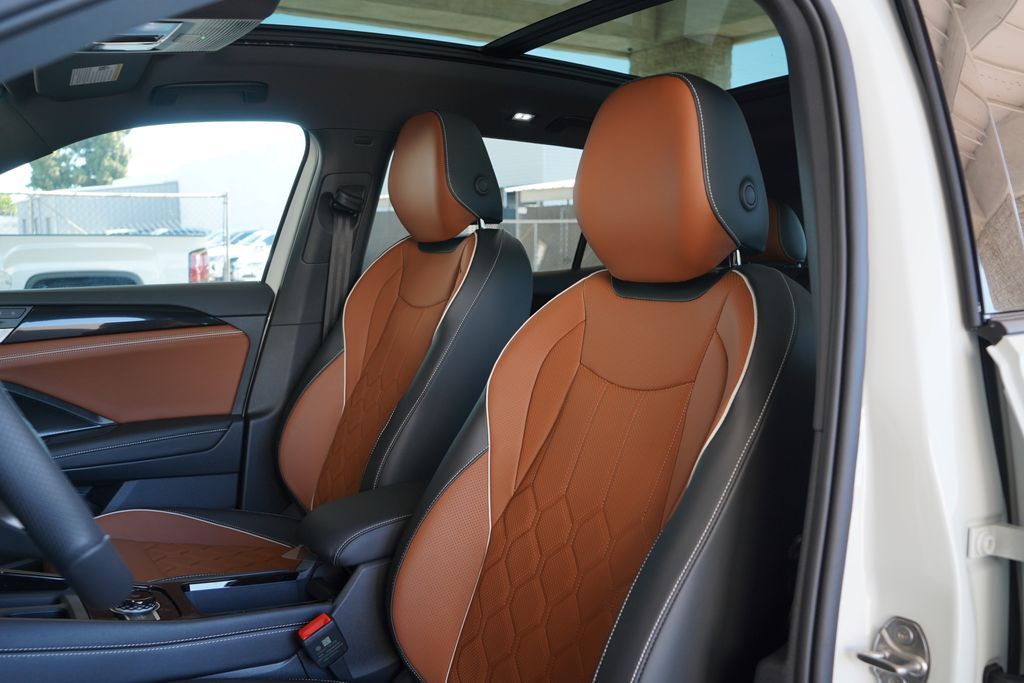 Thumbnail: 2026 Volkswagen Tiguan - 13