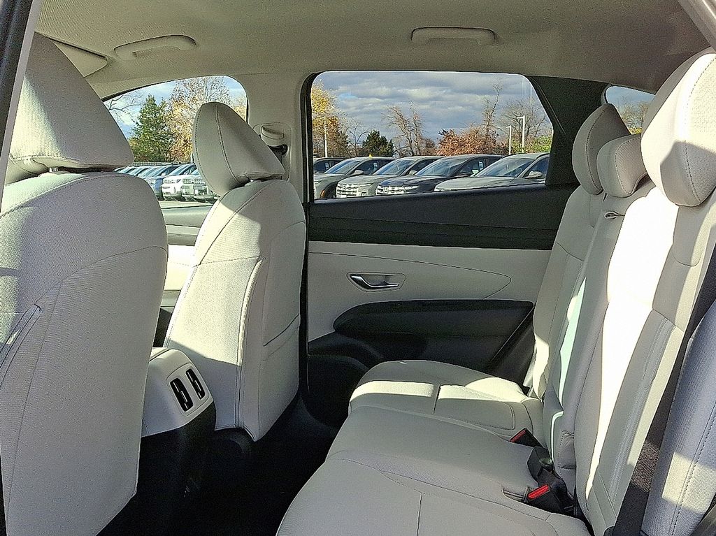 Thumbnail: 2026 Hyundai Tucson - 8