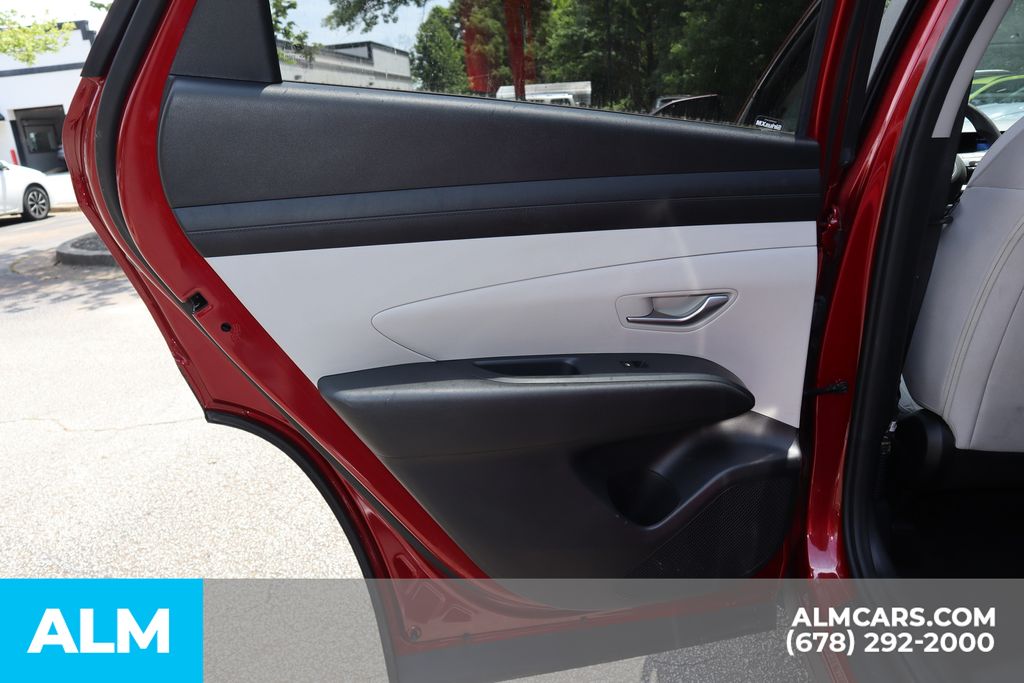Used 2025 Red Hyundai SEL image 19