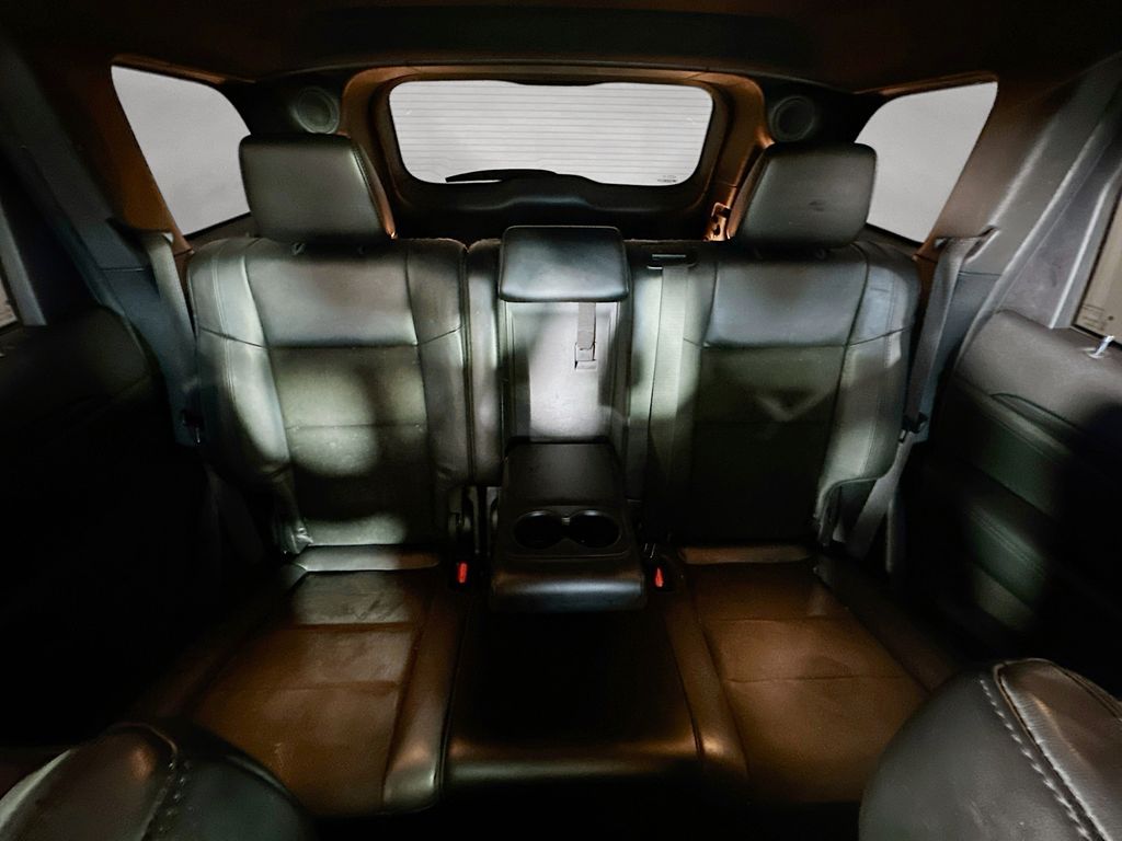 Used 2019 Gray Jeep Altitude image 13