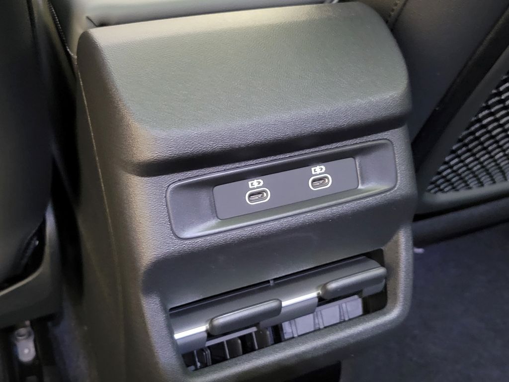 Thumbnail: 2026 Audi Q3 - 22