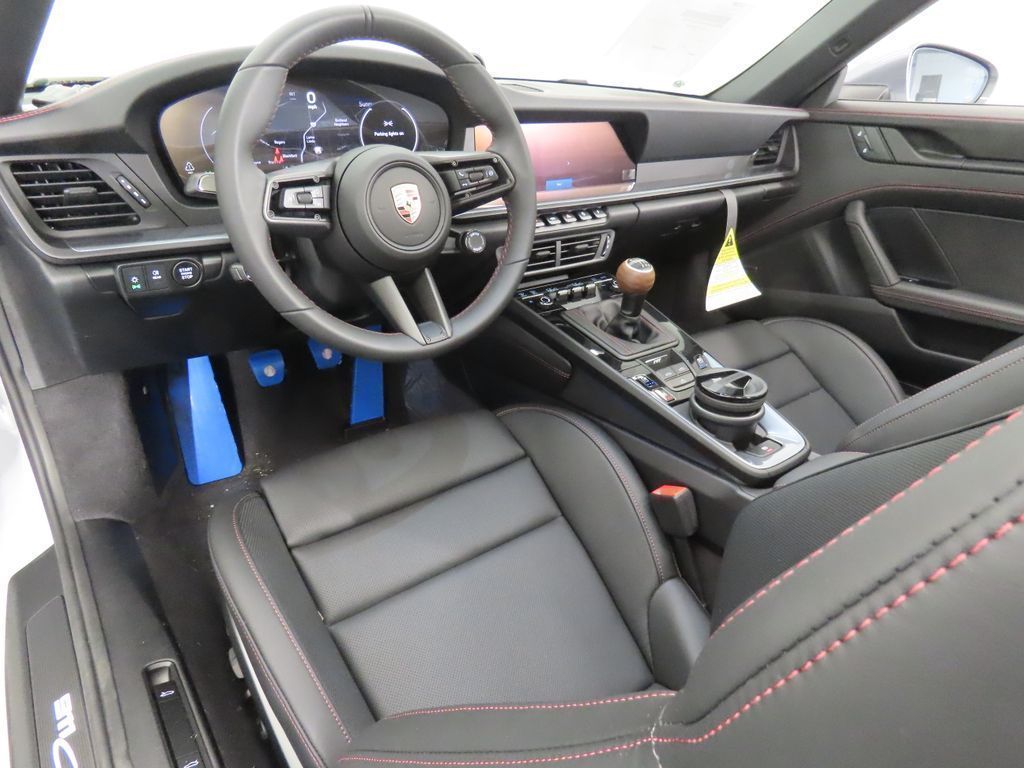 Thumbnail: 2026 Porsche 911 - 4