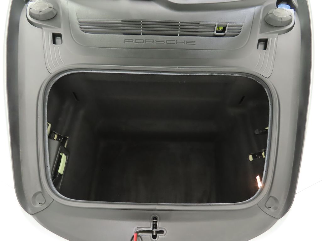 Thumbnail: 2019 Porsche 911 - 26