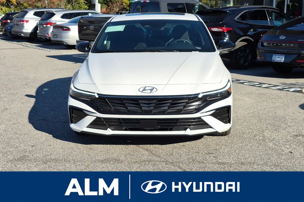 New 2026 White Hyundai SEL Sport image 3