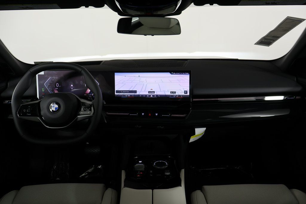 Thumbnail: 2026 BMW 5 Series - 4