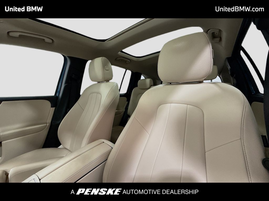 Thumbnail: 2023 Mercedes-Benz GLB - 5