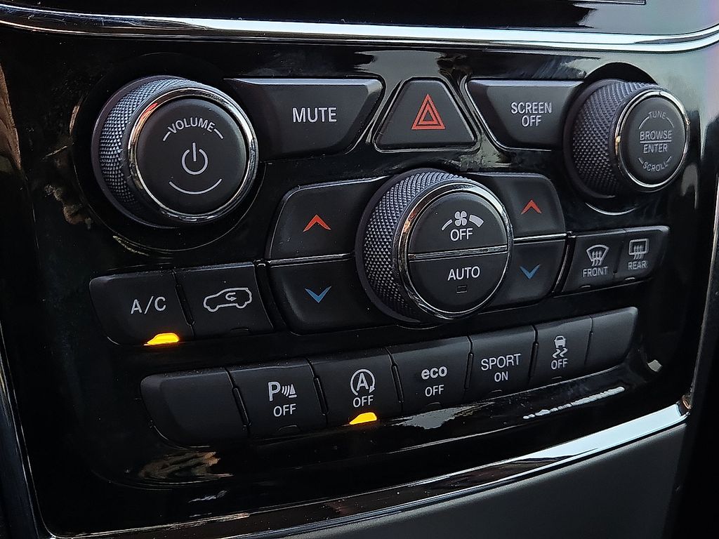 Used 2020 Jeep Grand Cherokee For Sale in Farmington, AR