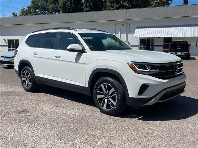 Pure White 2023 Volkswagen Atlas SUV / Crossover Front-Wheel Drive 8-Speed Automatic