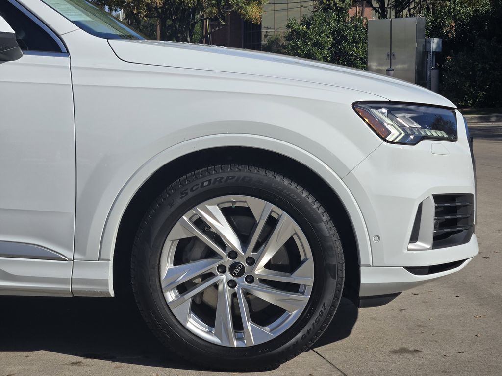 used 2023 Audi Q7 car, priced at $43,482