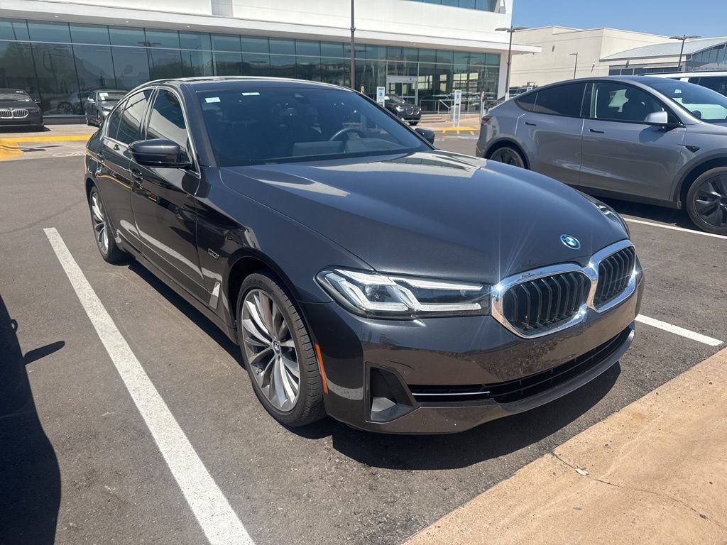 Thumbnail: 2023 BMW 5 Series - 2