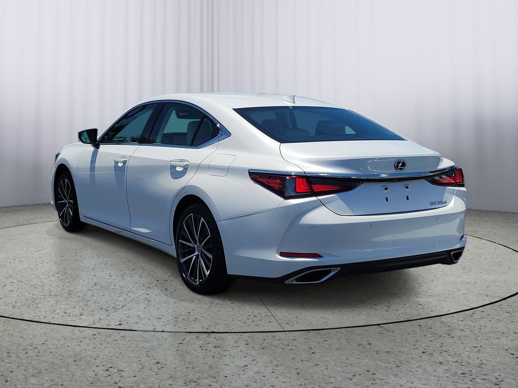 used 2025 Lexus ES car, priced at $45,998