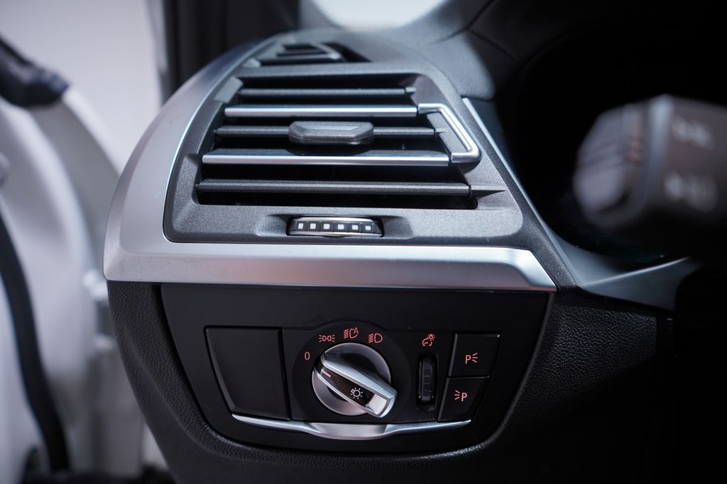 Thumbnail: 2023 BMW X3 - 19