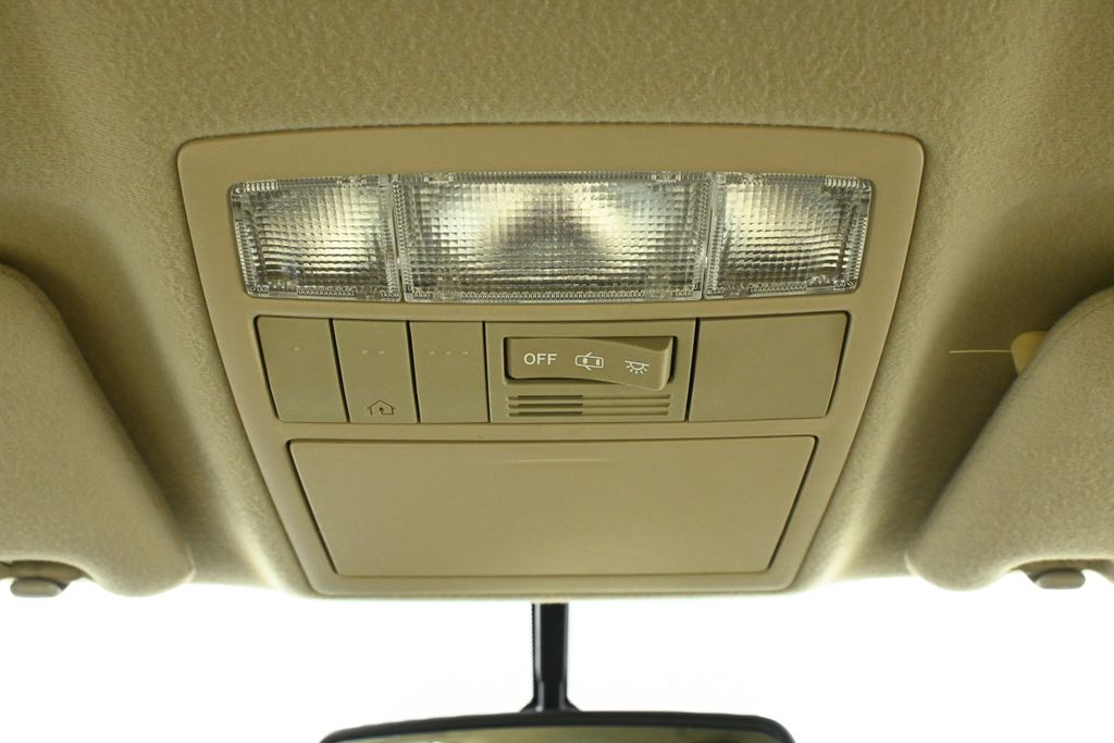 2009 Toyota Venza Base 18
