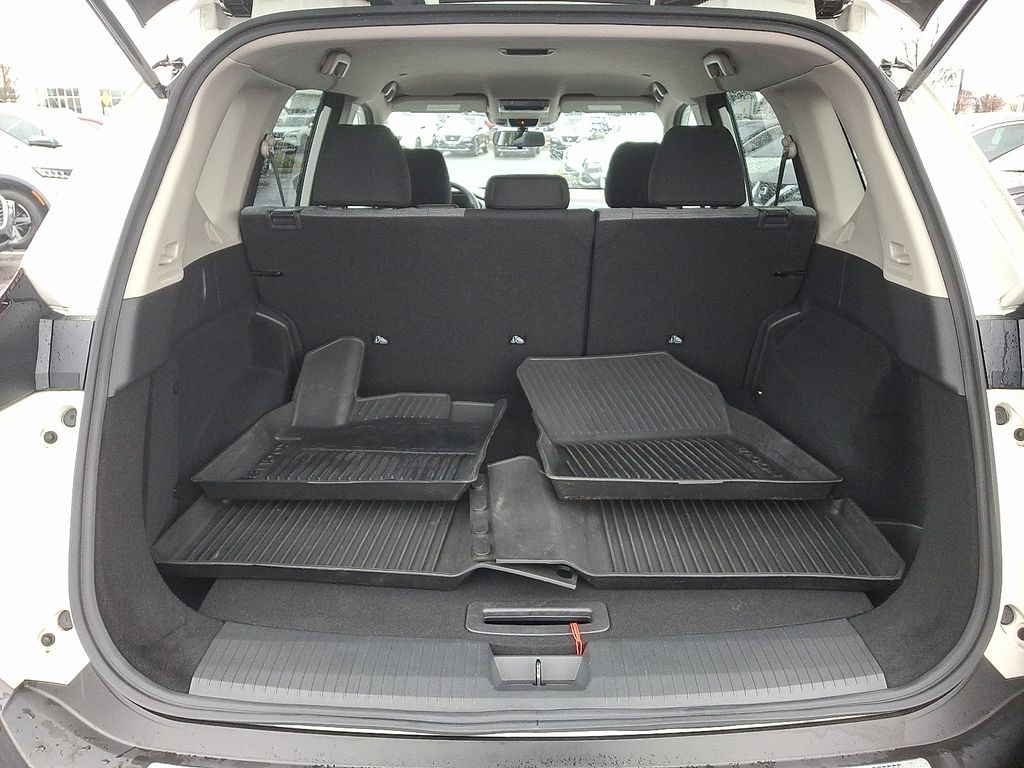 Thumbnail: 2023 Nissan Rogue - 29