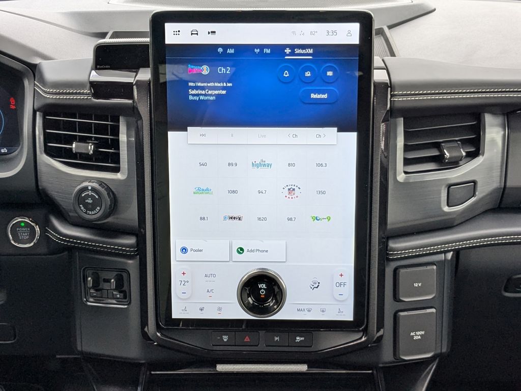 2025 Ford F-150 Lightning Platinum