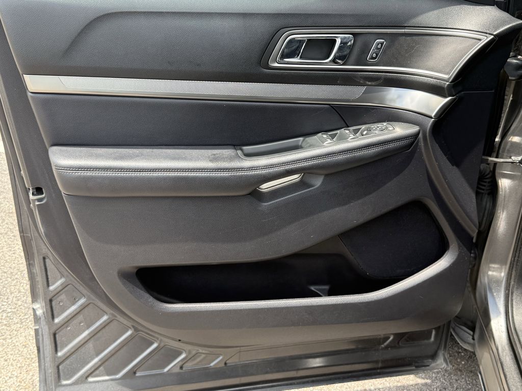 2019 Ford Explorer XLT Gray at Baytown Hyundai