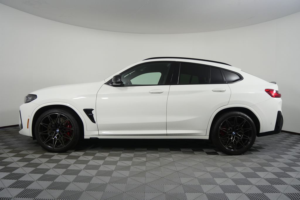 Thumbnail: 2025 BMW X4 - 8