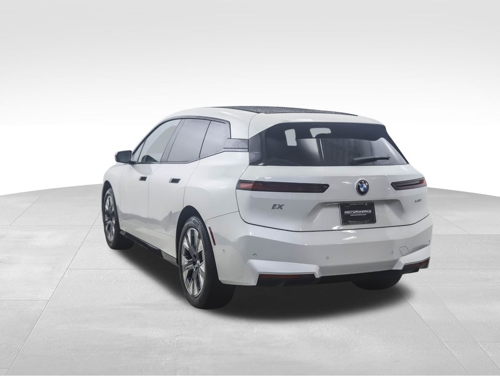 Thumbnail: 2026 BMW iX - 3