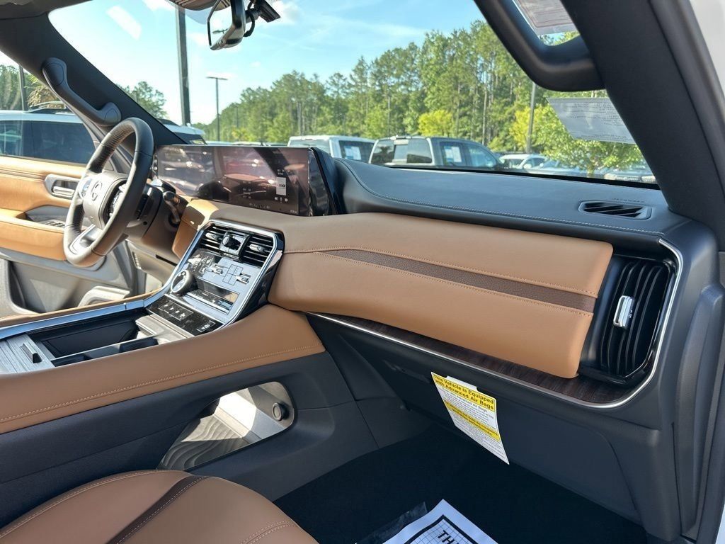 2025 Aspen White Tricoat Nissan Armada SL RWD SUV
