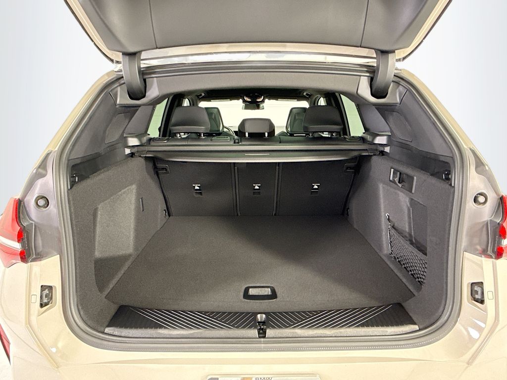 Thumbnail: 2025 BMW X3 - 26