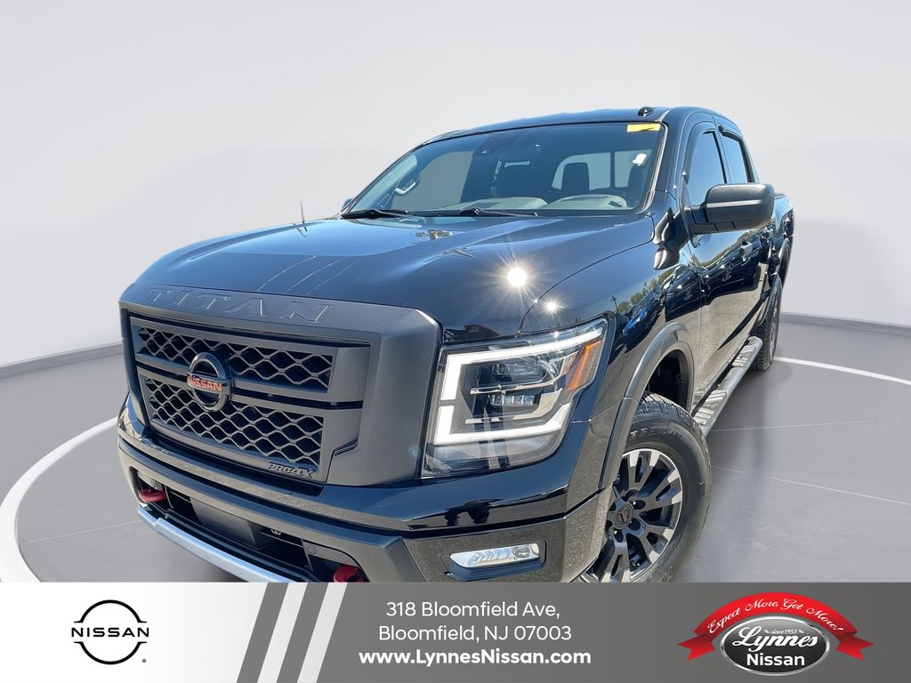 Super Black 2021 Nissan Titan PRO-4X Crew Cab 4WD Pickup Truck Four-Wheel Drive 9-Speed Automatic
