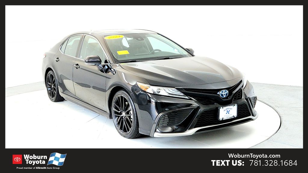 2024 Toyota Camry Hybrid XSE