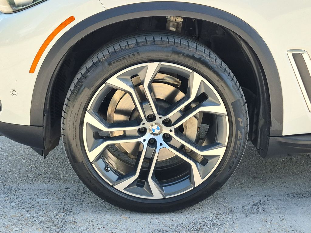 2019 BMW X5 xDrive40i White at North Houston Mitsubishi