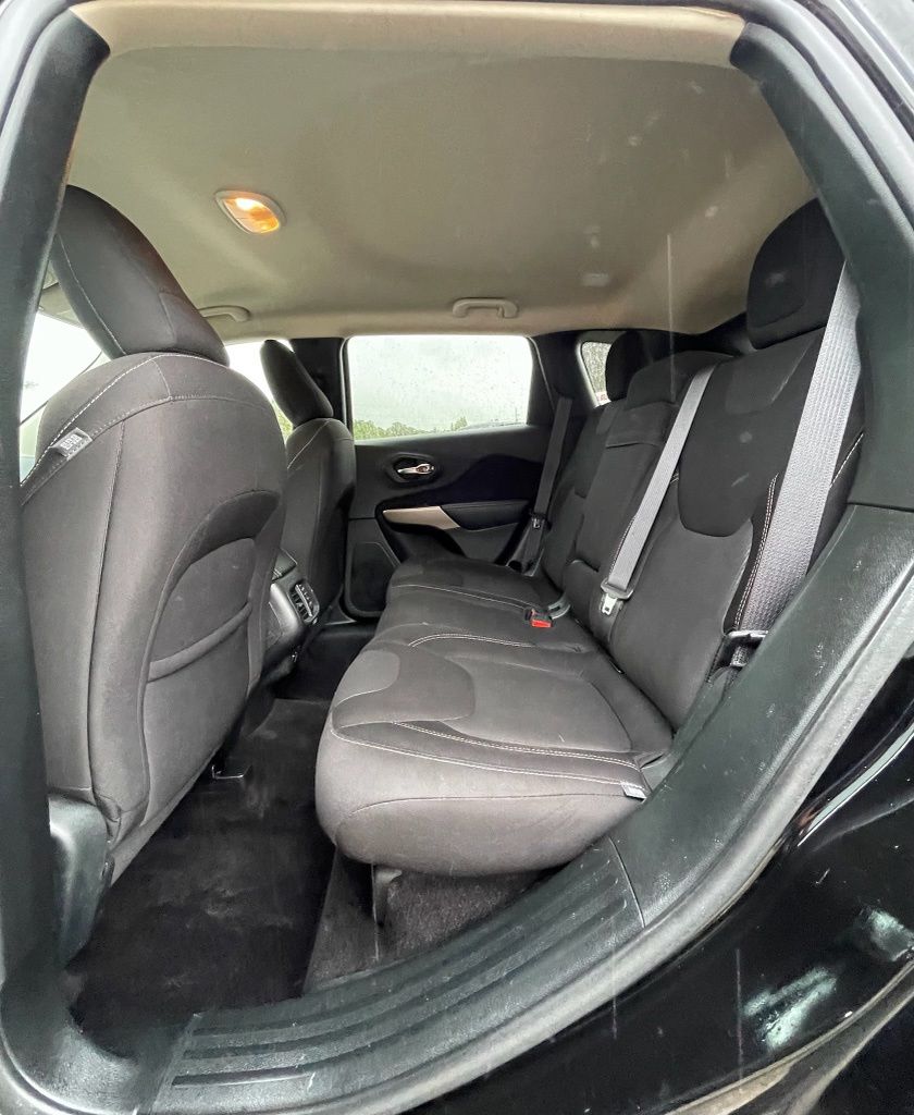 2017 Jeep Cherokee Latitude Black at Community Toyota