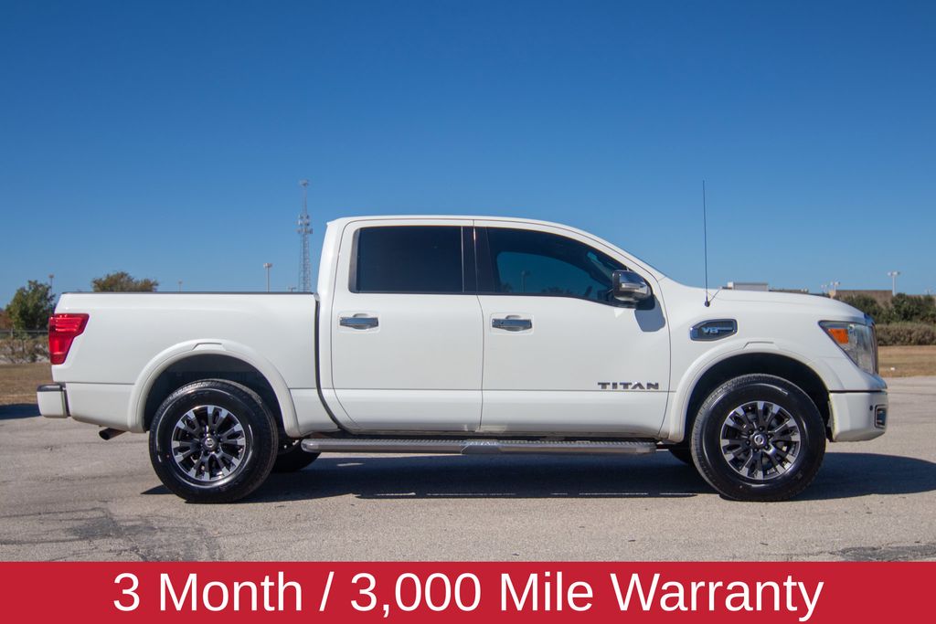 2017 Nissan Titan Platinum Reserve 8