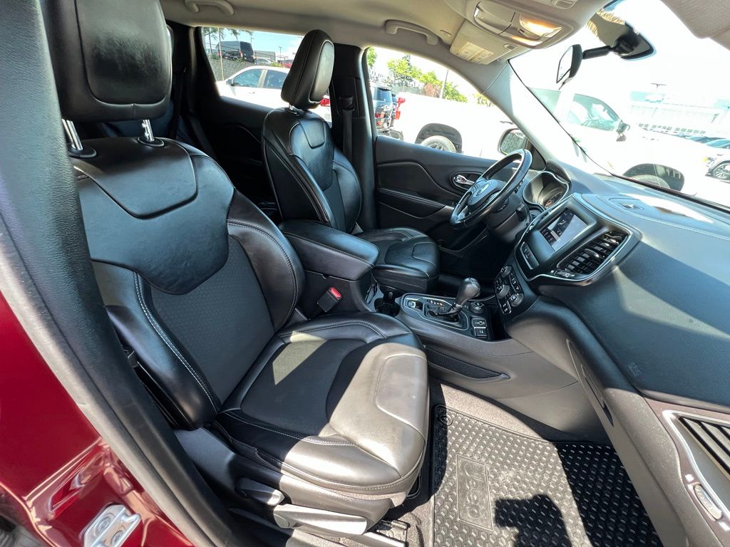 Used 2020 Jeep Cherokee SUV