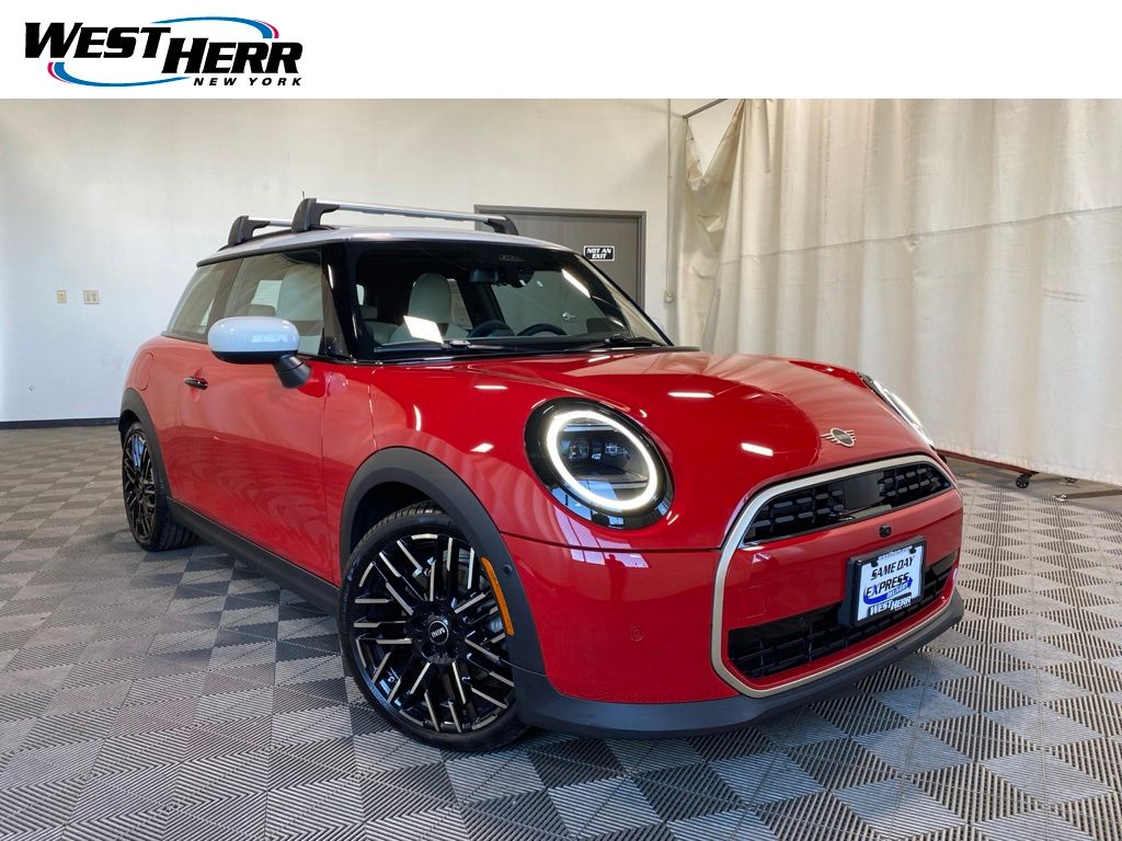 Pre-Owned 2025 MINI Cooper Signature Plus 2D Hatchback in