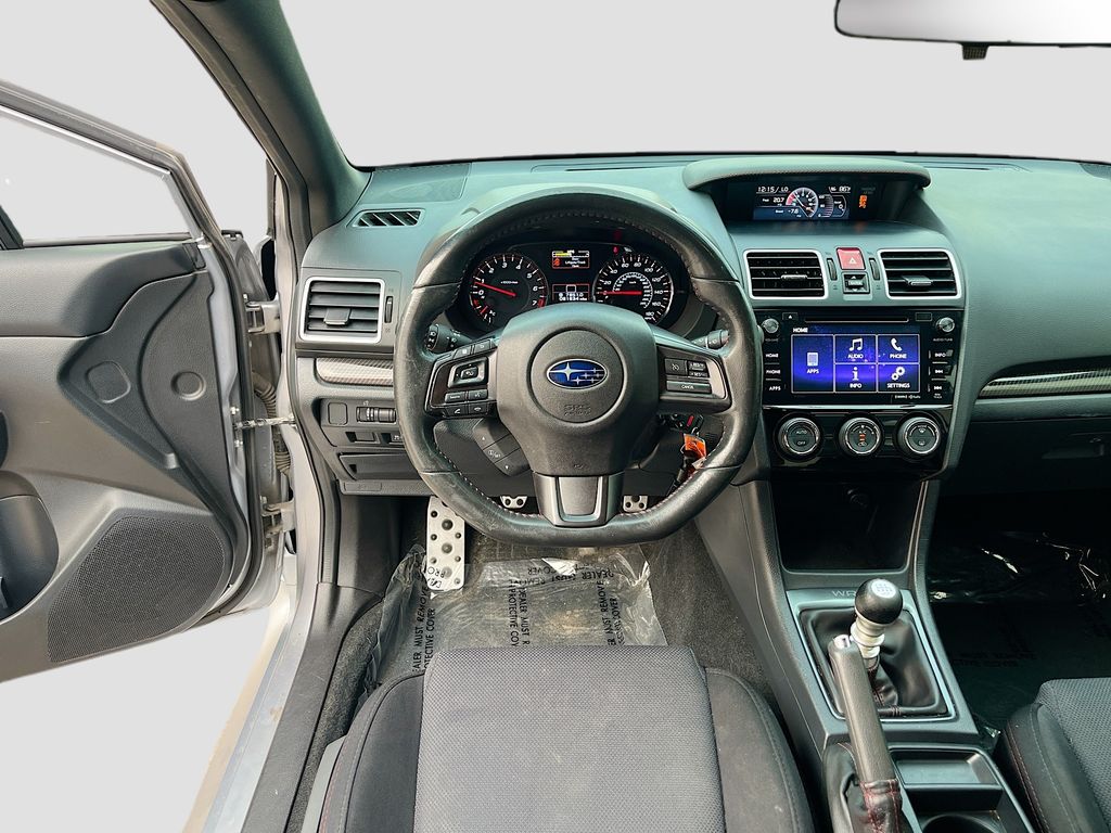 Used 2018 Silver Subaru Premium image 23