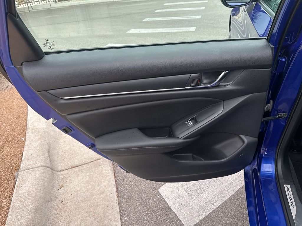 Used Car 2021 Honda Accord  Sport Special Edition For Sale Under $25,000 In Austin, Texas