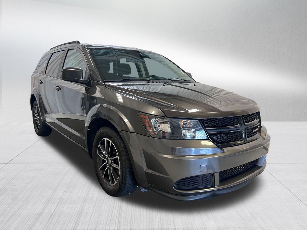 Gray (Granite Crystal Metallic Clearcoat) 2018 Dodge Journey SUV / Crossover Front-Wheel Drive 4-Speed Automatic