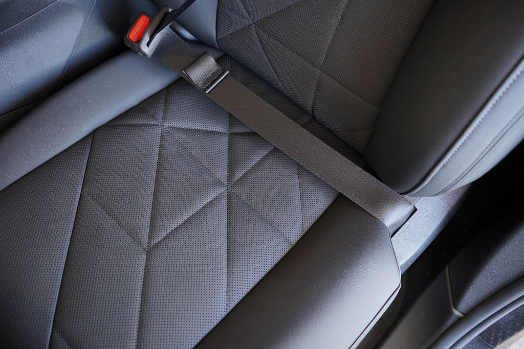 Thumbnail: 2026 BMW iX - 12