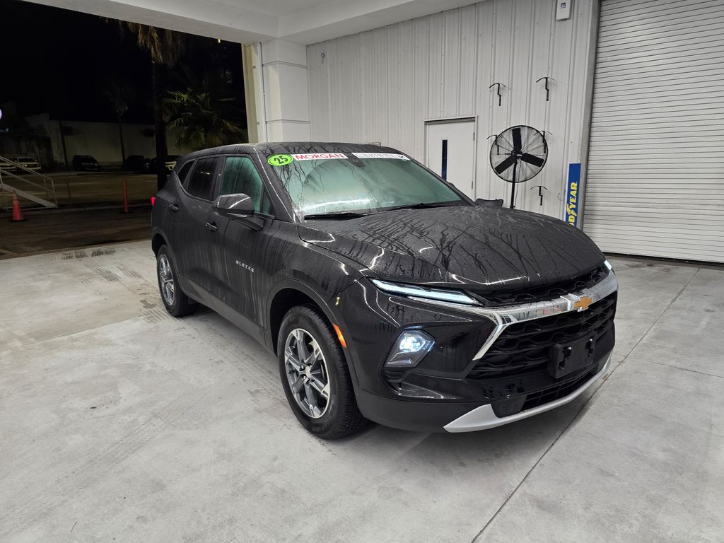 2025 Chevrolet Blazer LT