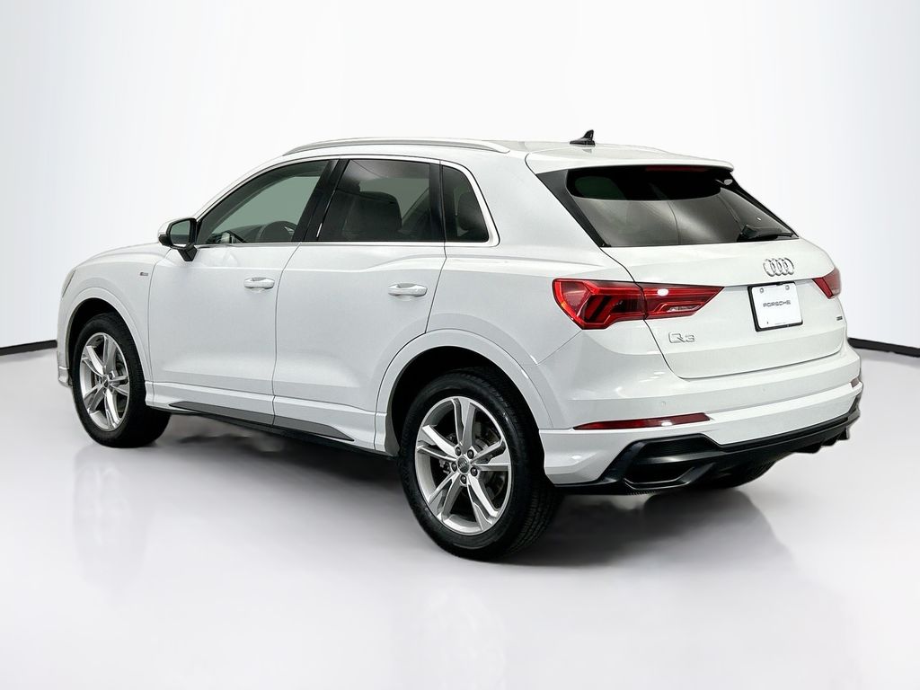 Thumbnail: 2020 Audi Q3 - 3