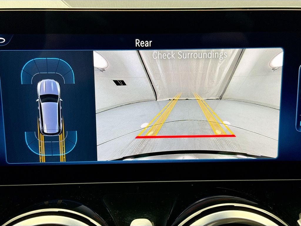 Thumbnail: 2025 Mercedes-Benz GLB - 14