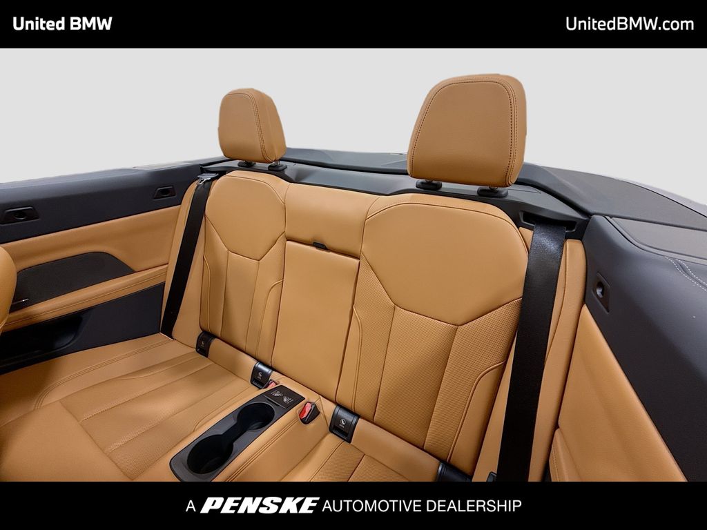 Thumbnail: 2026 BMW 4 Series - 12