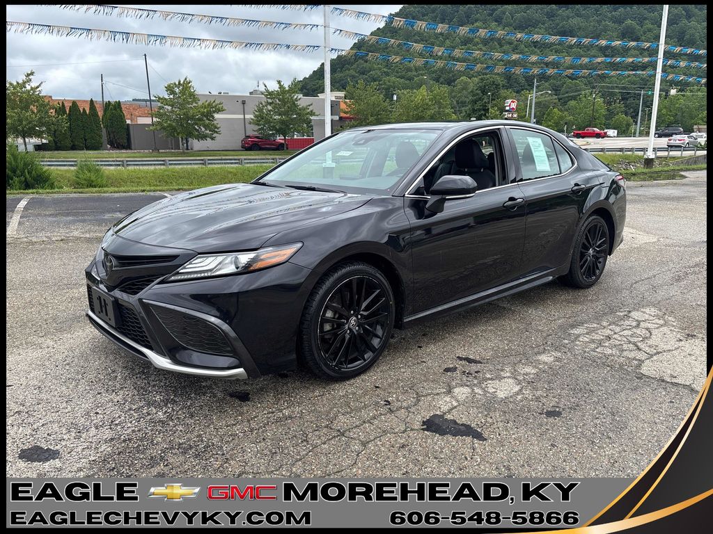 Midnight Black Metallic 2024 Toyota Camry Sedan Front-Wheel Drive 8-Speed Automatic